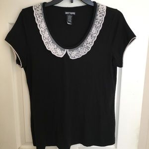 **SOLD** HOT TOPIC LACE TOP
